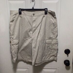 Men's Cargo Shorts - Beige